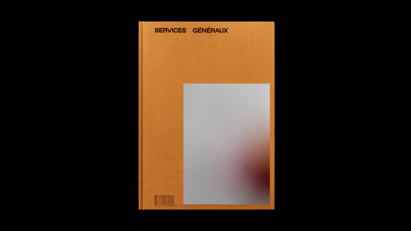 Book 01 — Autoportrait - © Services Généraux